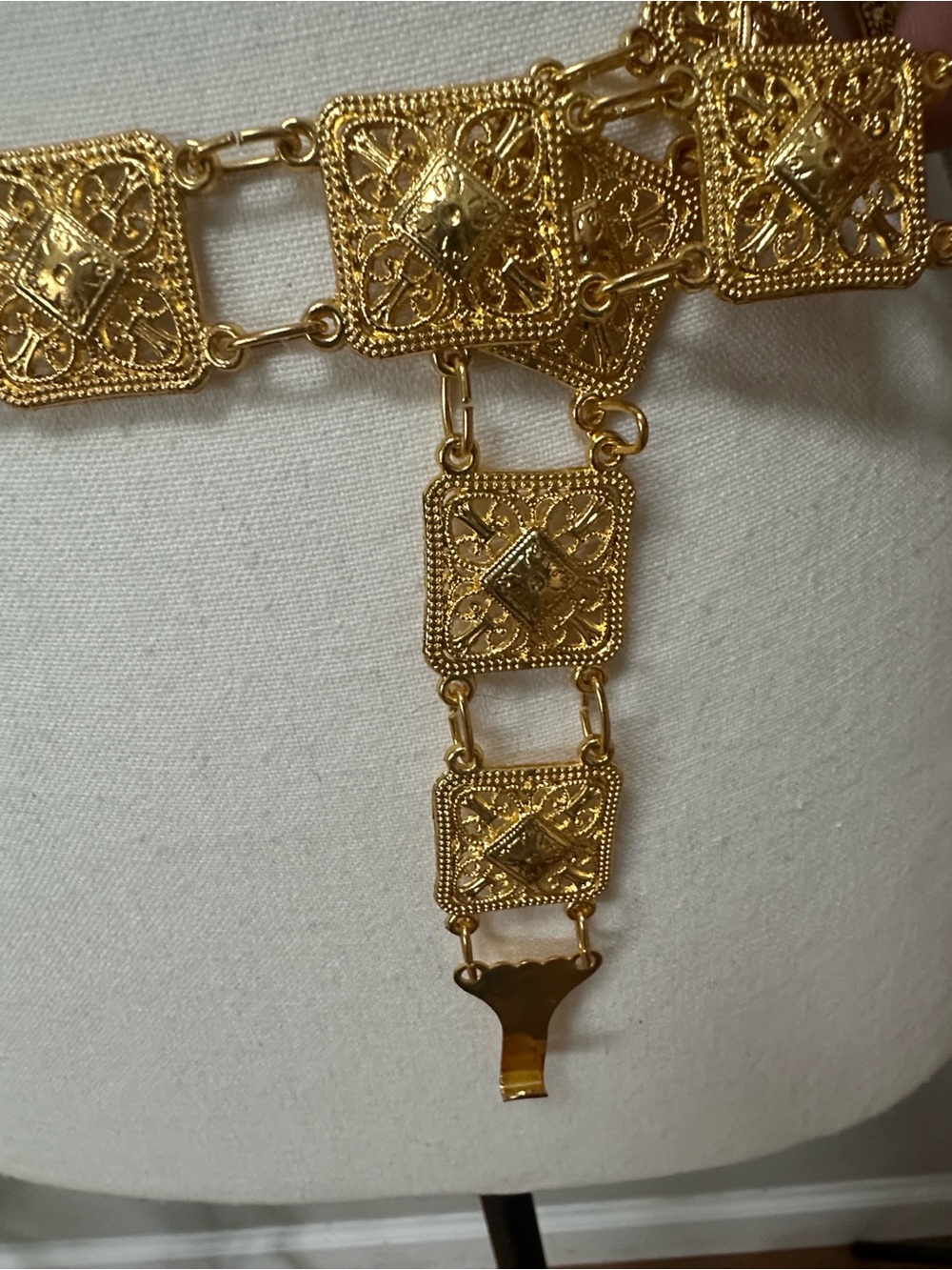 Vintage Style Gold Filigree Flower Link Waist Chain Medallion Tassel NEW! - Picture 6 of 8